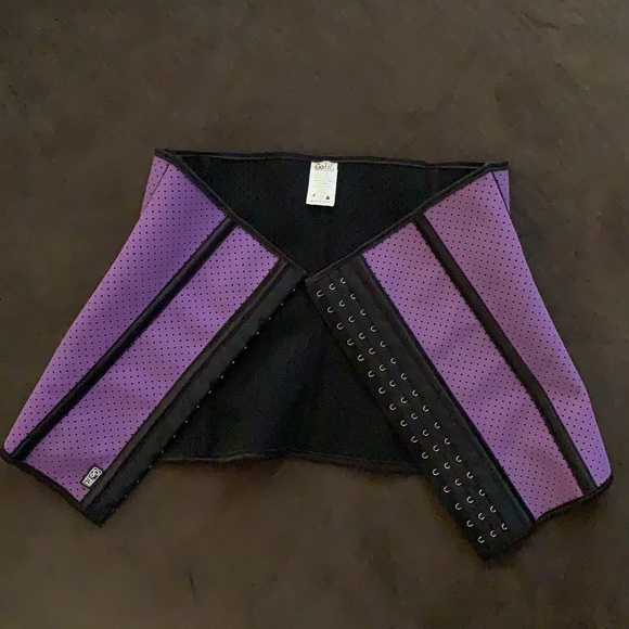 Go fit Waist trainer corset - Picture 2 of 8